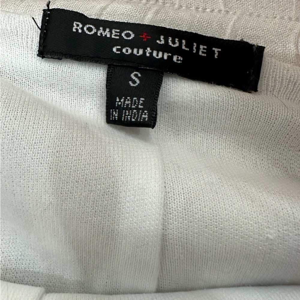 Patterned Beachy Shorts - image 4